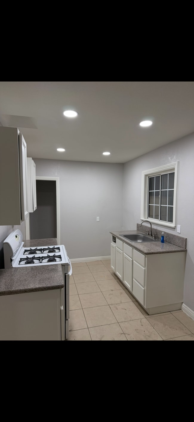 Photo - 1361 S Palomares St Unit 1361
