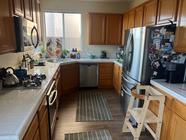 Photo - Great 2 Story 3 bed 2.5 bath near Guajome Lake in Oceanside