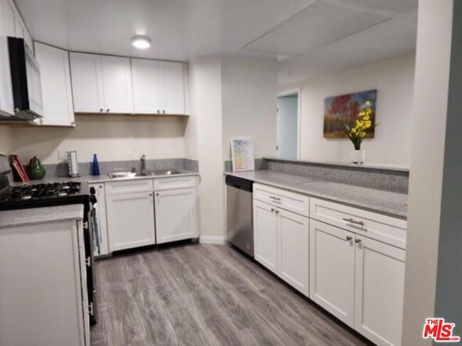 Photo - 767 N Avenue 50 Unit 305