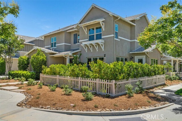 Photo - 102 Sencillo Pl