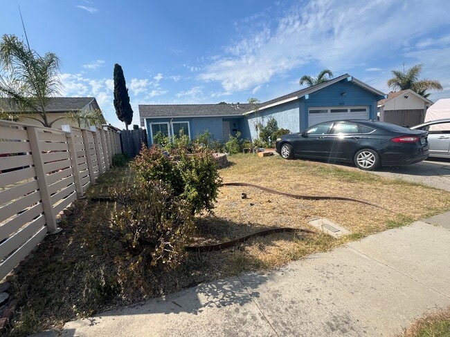 Building Photo - 8695 Belfast Cir