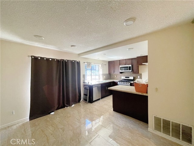 Photo - 21648 Laurelrim Dr