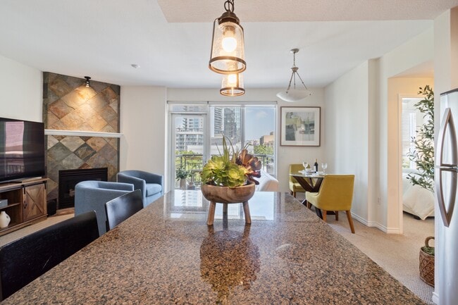 Photo - 1240 India St