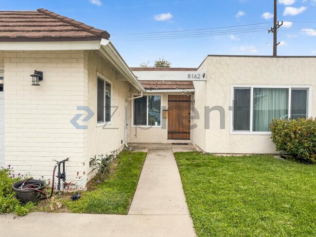 Photo - 8162 Havasu Cir