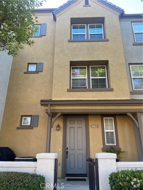 Building Photo - 13283 Zivi Ave Rental