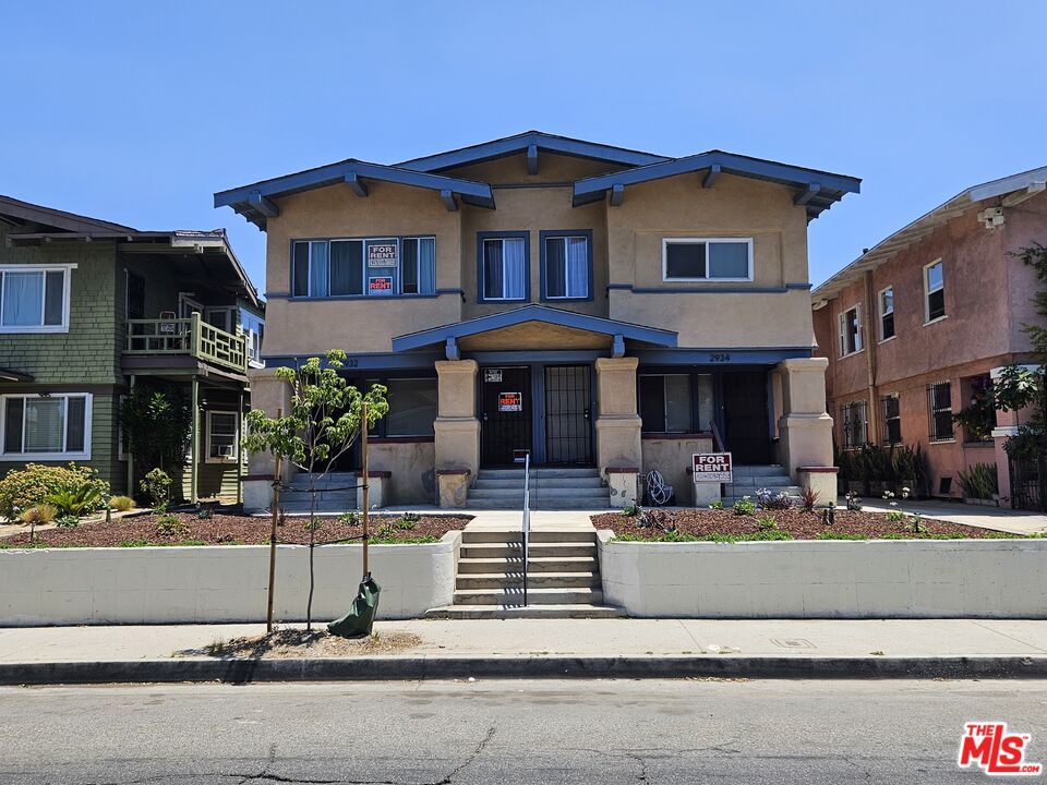 Photo - 2932 Normandie Ave