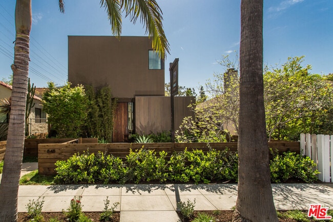 Building Photo - 848 Milwood Ave