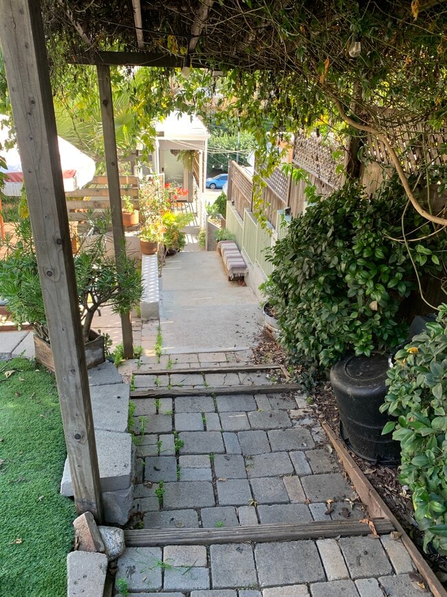 Building Photo - 6215 Monterey Rd