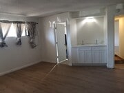 Photo - 4632 Canoga St