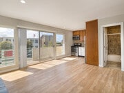 Photo - 1744 Manhattan Ave