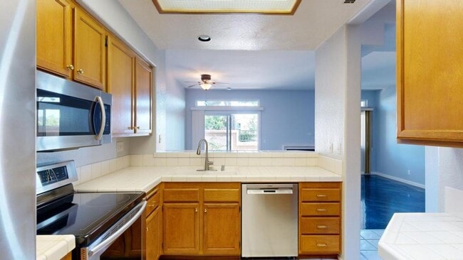 Photo - 7254 Shoreline Dr