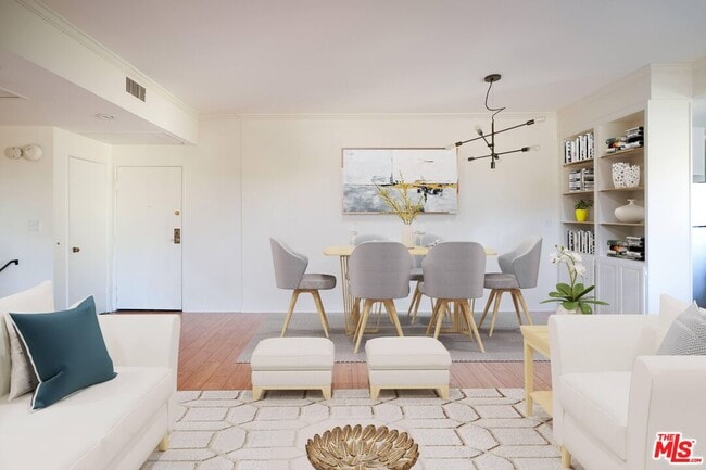 Photo - 832 Palm Ave Unit 305