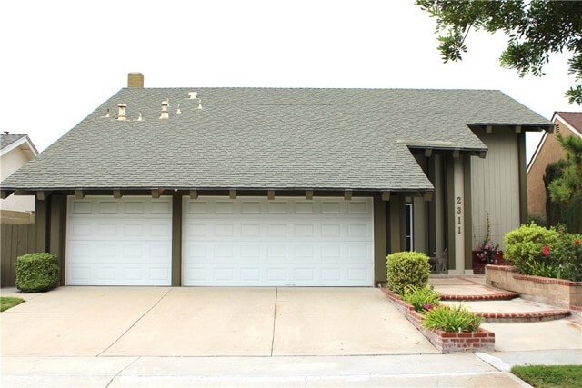 Building Photo - 2311 Basswood Cir