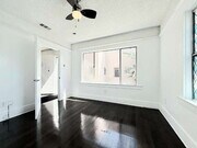Photo - 1661 W 36th Pl