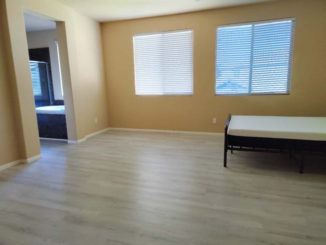 Photo - 5867 Berryhill Dr