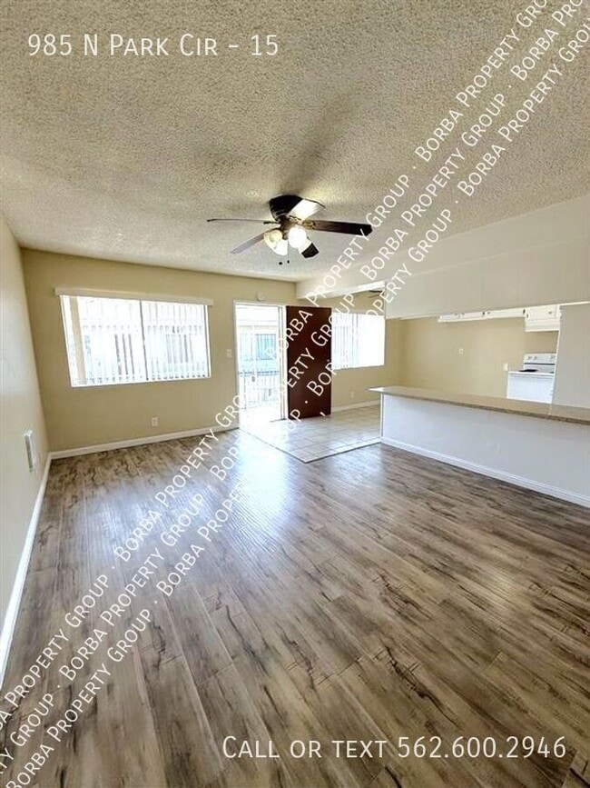 Photo - 985 N Pk Cir Unit 15