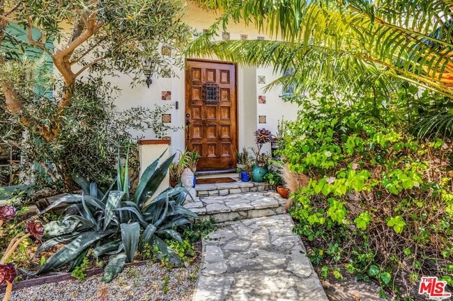 Photo - 235 Bronwood Ave