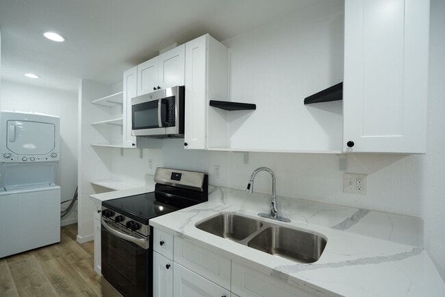 Photo - 26074 Bay Ave Unit 3