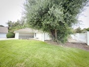 Photo - 3 Bedroom/2 Bathroom Private Home with Lar...