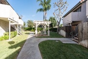 695 E 5th St Azusa, CA - Mountain Vista Apartments