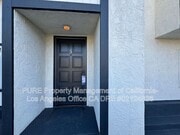 Photo - 2330 Oak St