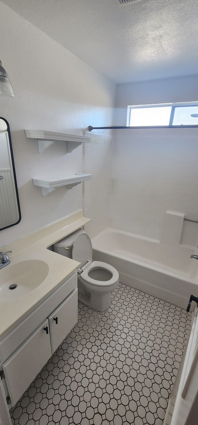 Photo - 3501 E Ransom St Unit 101