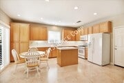 Photo - 21575 Oak Dr House