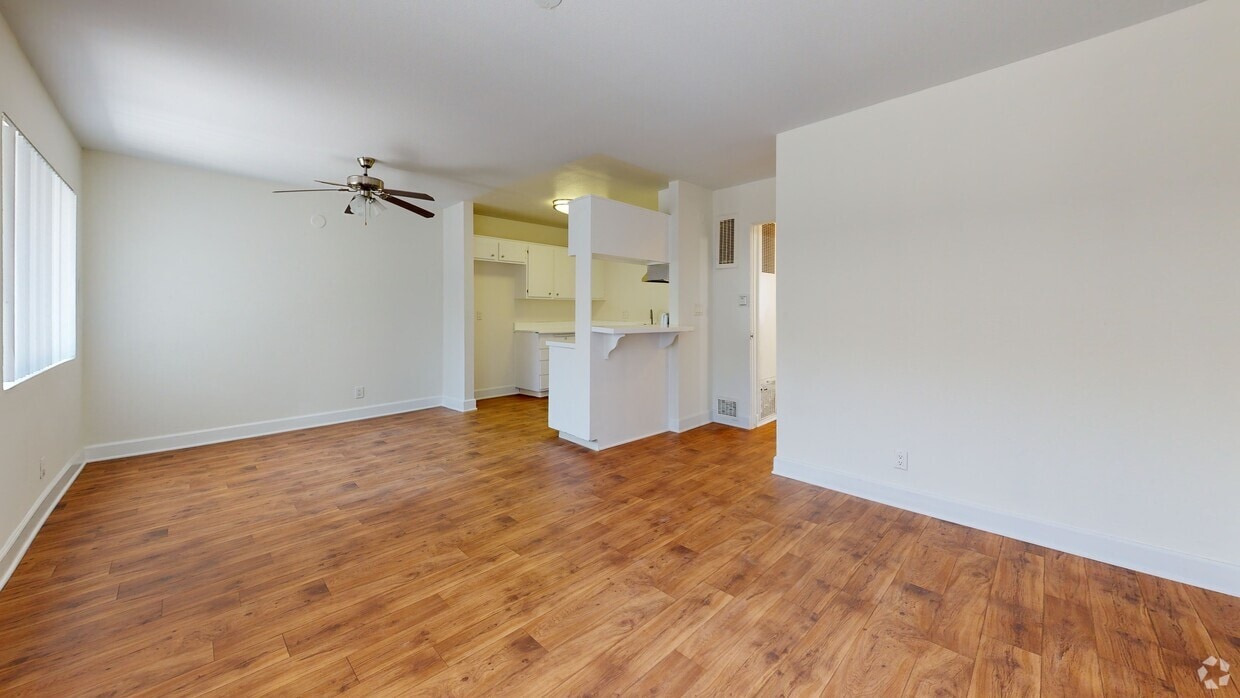 3D Tour - Saticoy Street Apartments