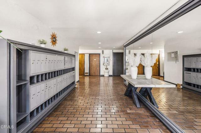 Photo - 1215 N Olive Dr Unit 208
