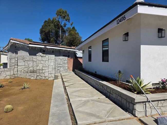 Photo - 12416 Lambert Cir