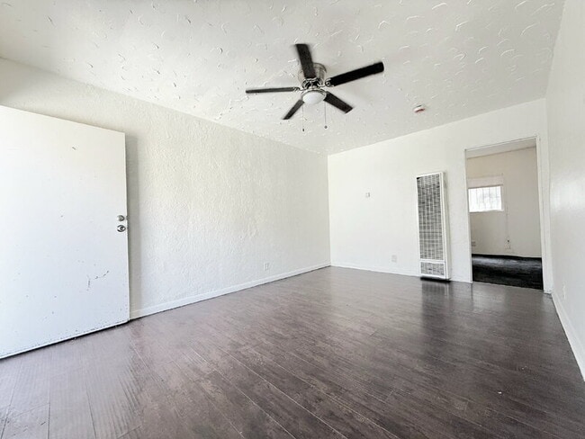 Photo - 8510 San Pedro St