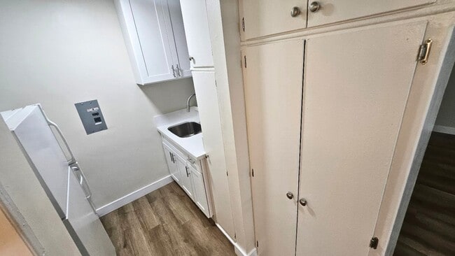 Photo - 14926 Hawthorne Blvd Unit 100