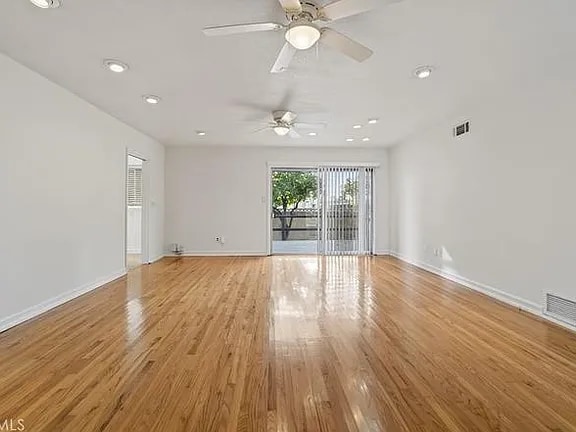 Building Photo - 11656 Harvard Dr