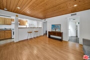 Photo - 921 Roscomare Rd Apartment