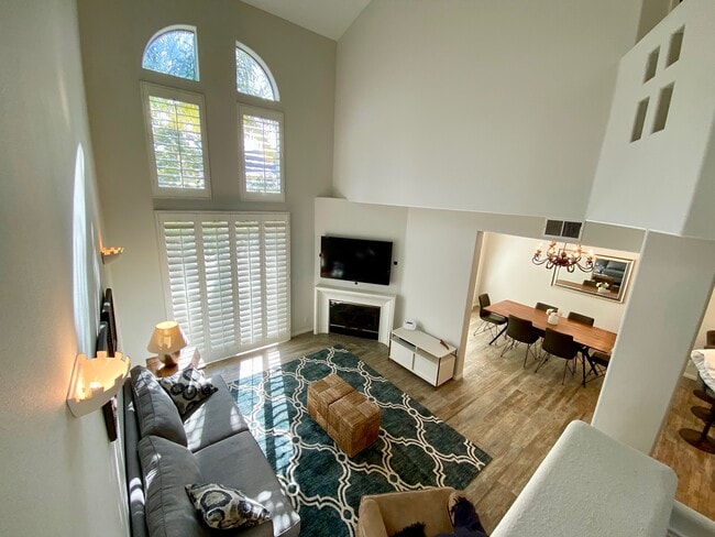 Living Room - 6483 Zuma View Pl Rental
