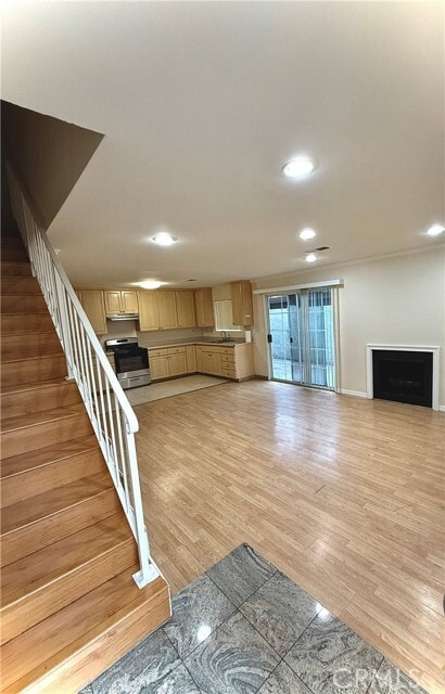 Photo - 6439 Woodman Ave Unit 1