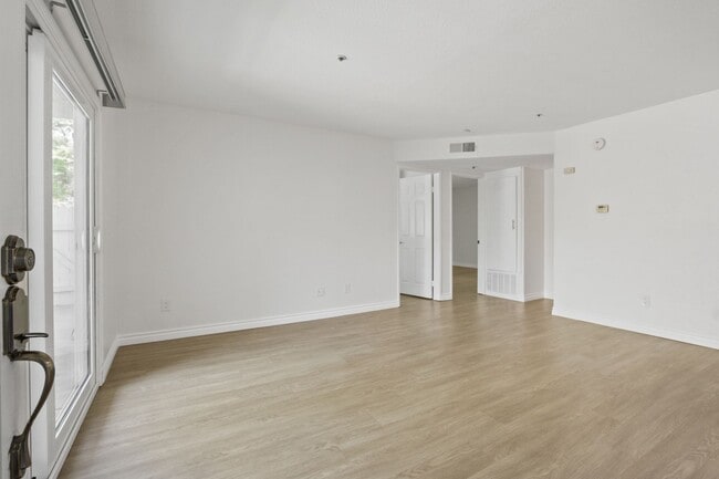 Photo - Beautiful 2-Bedroom, 2-Bath Condo in Prime Fullerton Location