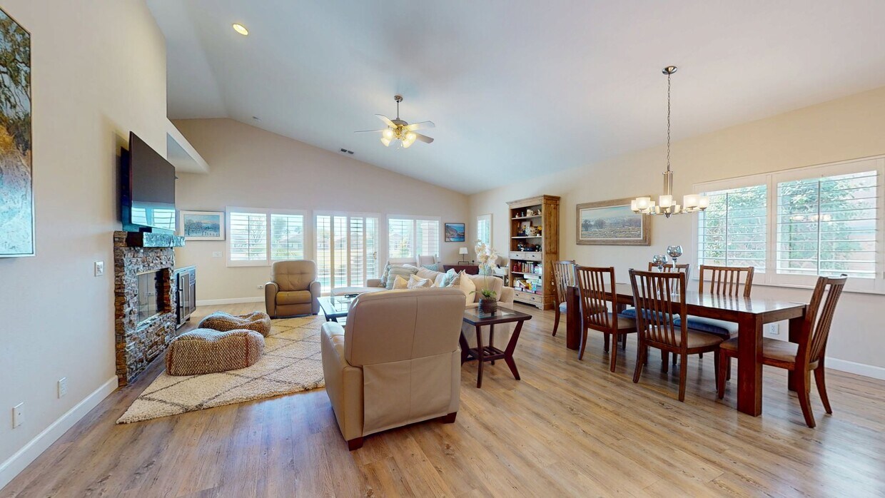 3D Tour - 80395 Green Hills Dr
