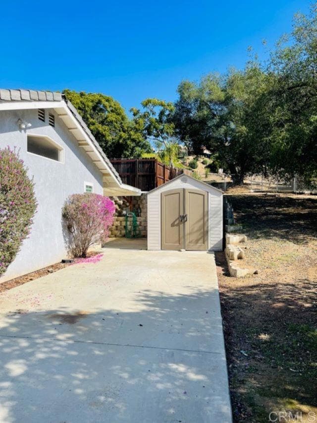 Photo - 25661 Willow Ln