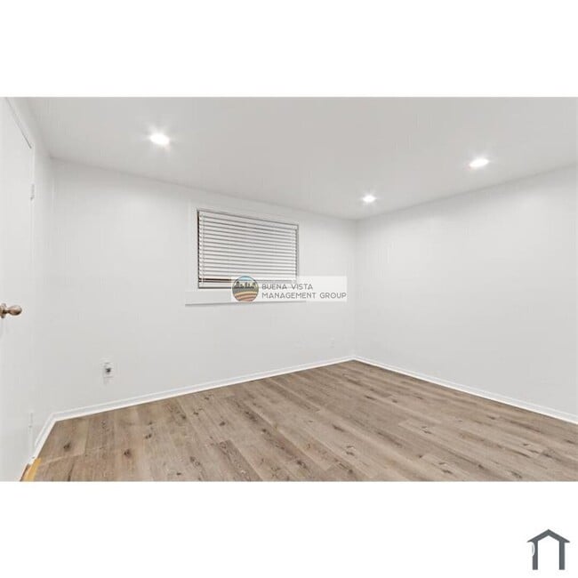 Photo - 1004-1010 N Burris Ave-1010 1/2 N Burris Ave Unit 1010 1/2 N Burris Ave