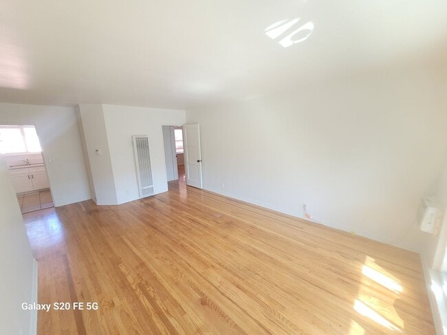 Photo - 4159 Somerset Dr