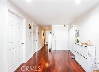 Photo - 926 S Manhattan Pl Unit 302