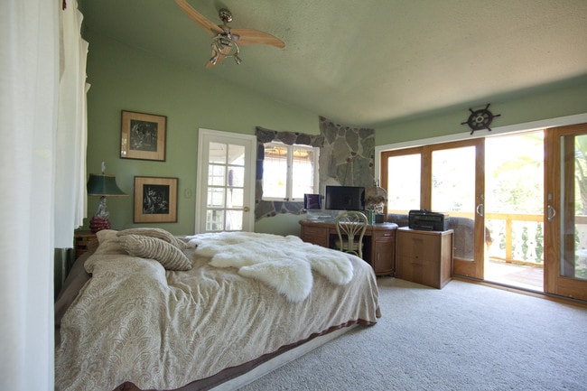 Photo - 19623 Grand View Dr