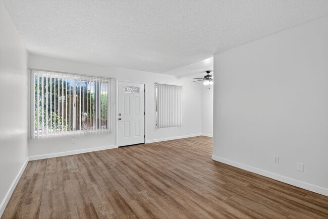 Photo - 1751 Cabrillo Ave Unit C