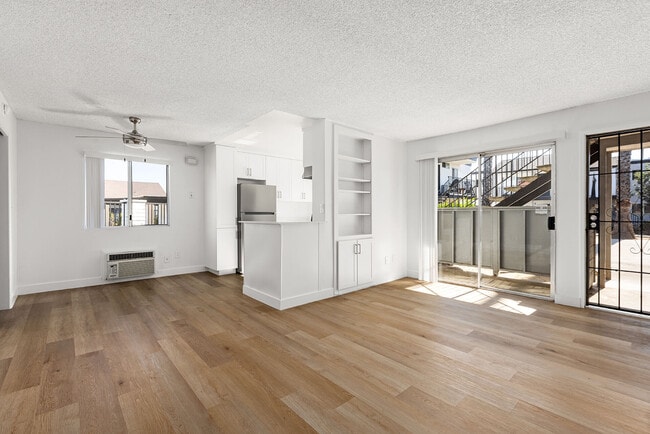 Photo - Terre at S Lincoln