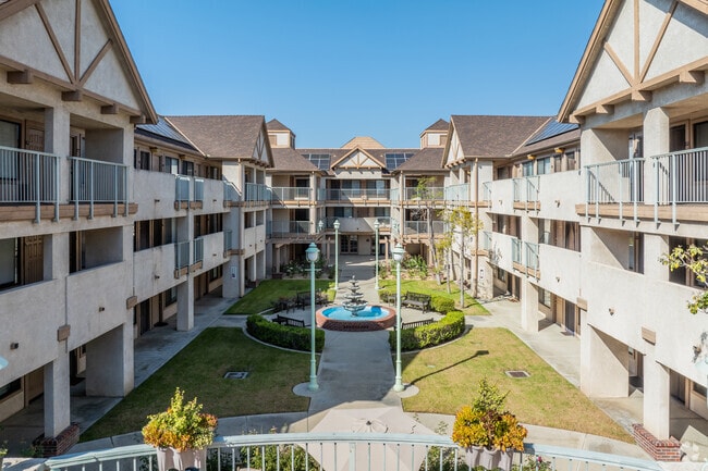 Photo - Rose Gardens Apartments