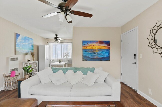 Photo - 2020 Diamond St