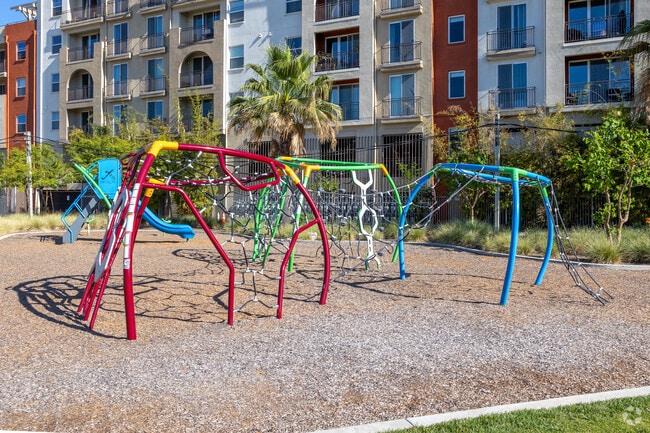 Community Playground - Suncrest at Ponte Vista