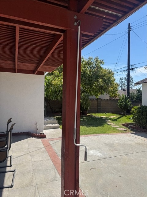 Photo - 1324 E Madison Ave