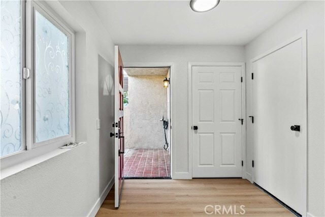 Photo - 552 Hahn Ave